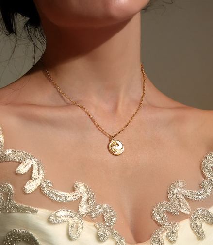 Golden Sea Wave Necklace Stereoscopic Coin Necklace