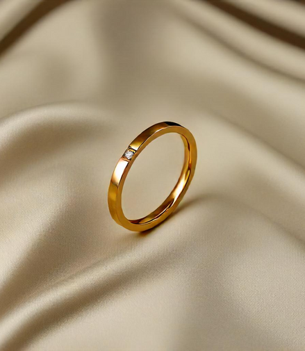 Beautiful Thin Stone Gold Rings