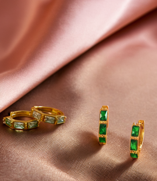 Bamboo Cubic Sparkling Stone Small Huggies Hoop Earring