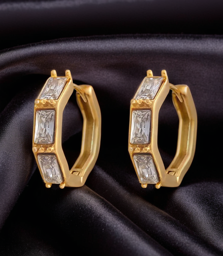 Bamboo Cubic Sparkling Stone Small Huggies Hoop Earring