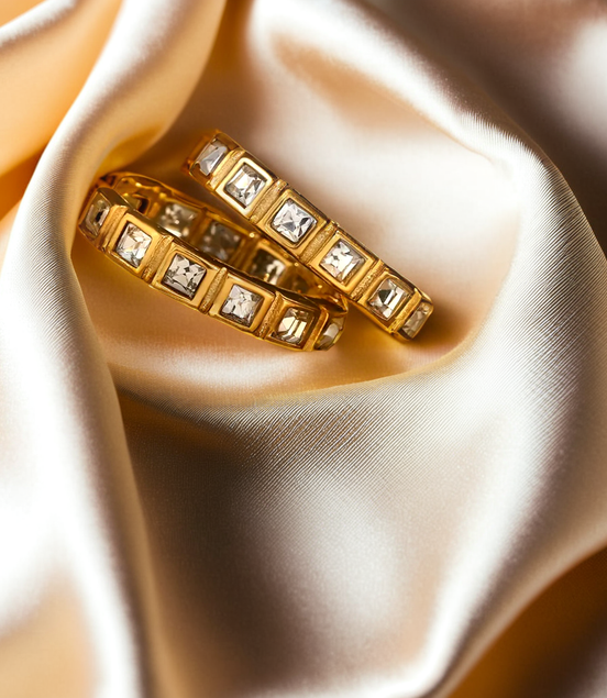 Minimalist Hoop Earrings With Beautiful Sparkling Stones