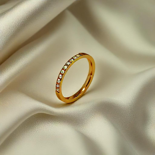 Beautiful Thin Stone Gold Rings