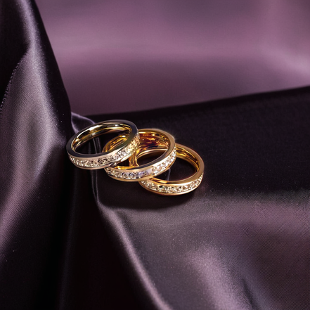 Luxury Pavé Crystal Titanium Steel Ring